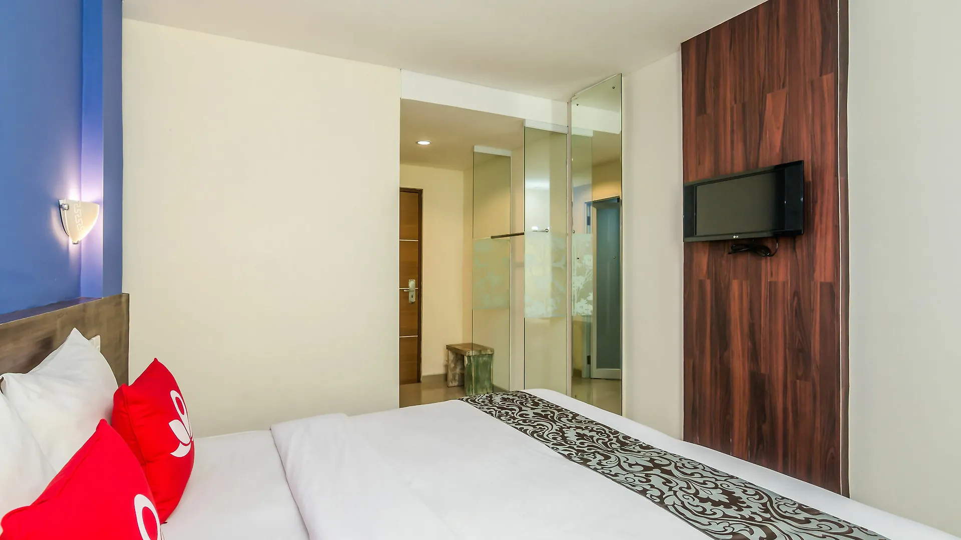 Zen Rooms Basic Jimbaran Taman Mulia Индонезия